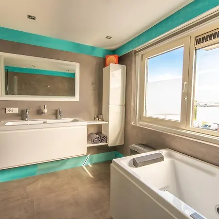 The Waterside Designer Waterfront Oasis & Sauna Terrace فيلة زفانينبورغْ