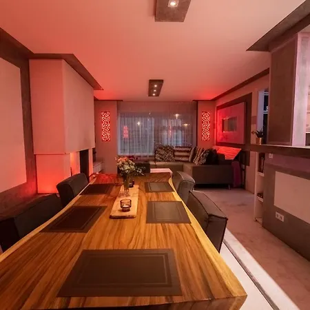 فيلة The Waterside Designer Waterfront Oasis & Sauna Terrace زفانينبورغْ