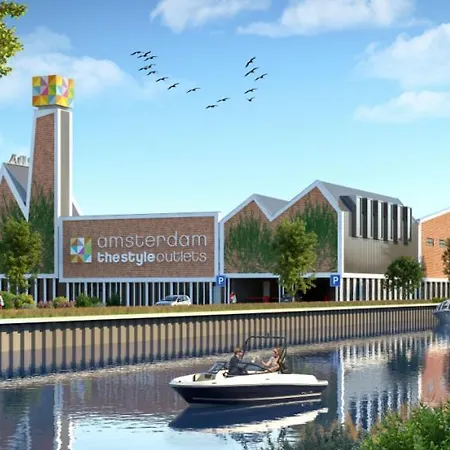 فيلة The Waterside Designer Waterfront Oasis & Sauna Terrace